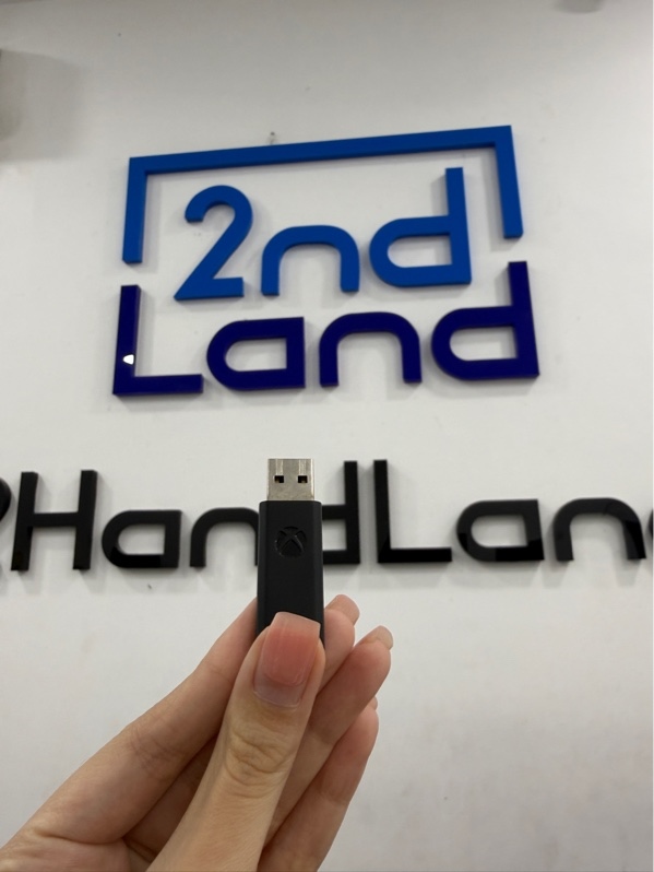 USB wireless Receiver dành cho tay cầm Xbox - Màu đen - Ngoại hình 98% - Body