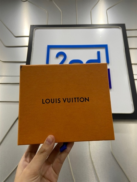 Ví AUTH LOUIS VUITTON PORTEFEUILLE VICTORINE WALLET MONOGRAM - Màu đen - Ngoại hình:98% - Kèm hộp
