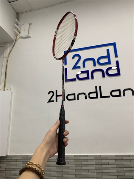 Vợt cầu lông FlyPower TORNADO 800 - Màu đỏ đen - Ngoại hình: 97% - Body 2