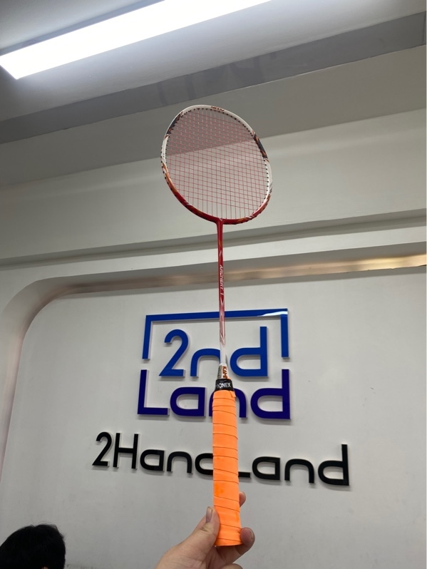 Vợt cầu lông Kamito Archery 1 - Màu đỏ - Ngoại hình 97% - trầy khung - Kèm túi
