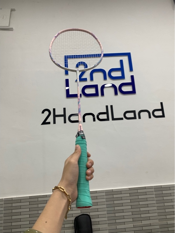 Vợt cầu lông Kumpoo Flower Partner - Màu hồng - Ngoại hình: 98% - Kèm bao đựng