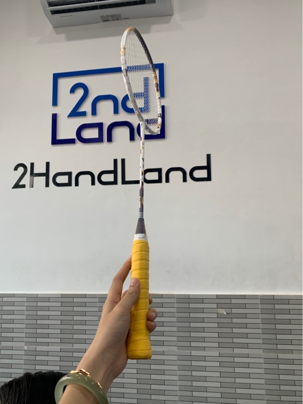 Vợt Cầu Lông Kumpoo MC88- Màu trắng - Ngoại hình: 98% - Body