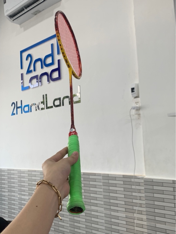 Vợt cầu lông Kuno thiên phụng - Màu đỏ - Ngoại hình: 97,5% - Body