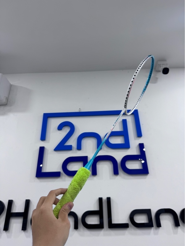Vợt cầu lông Li-ning Axforce 9 - Màu trắng xanh - Ngoại hình 97% - Trầy xước, tróc sơn không cước - Kèm túi