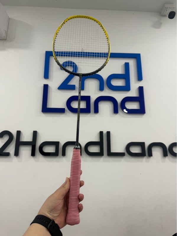 Vợt cầu lông Lining 3D Calibar 300 - Màu vàng đen - Ngoại hình 98% - Xước nhẹ đầu vợt- Body