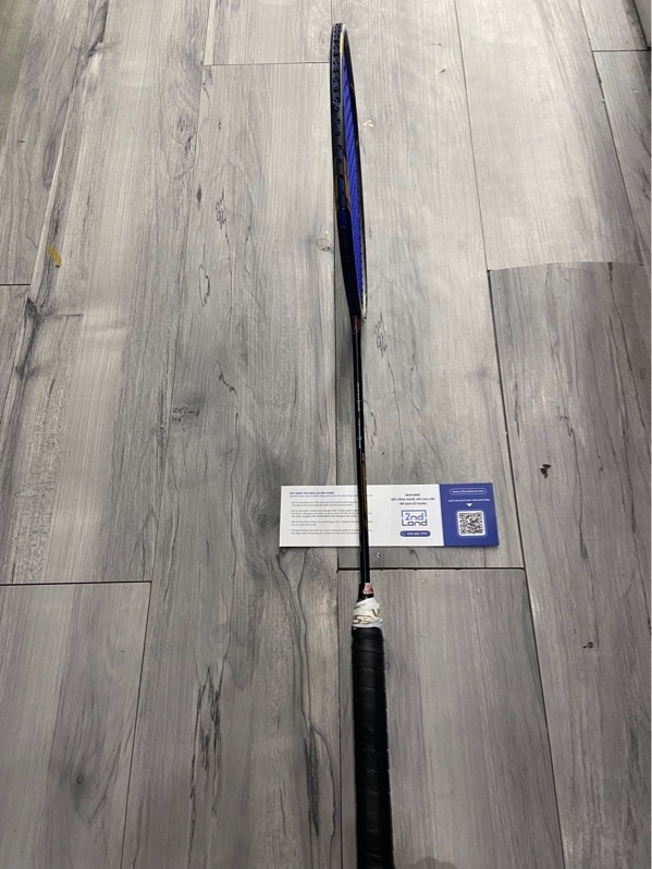 Vợt cầu lông Lining Aeronaut 4000 - Màu đen - Ngoại hình: 97% - Xước khung vợt, đã thay lưới - Kèm túi