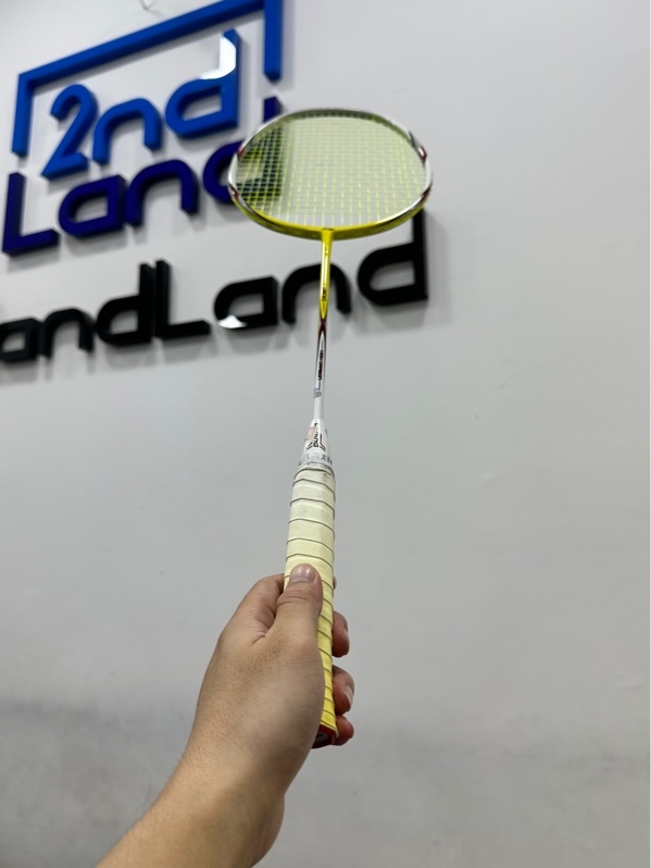 Vợt Cầu Lông Lining HC 1600 - Màu trắng vàng - Ngoại hình 97% - Kèm túi