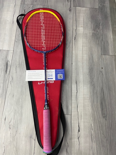 Vợt cầu lông Lining Windstorm 78-S - 30LBS - Màu xanh vàng - Ngoại hình: 97% - Đã thay dây - Trầy viền - Kèm túi