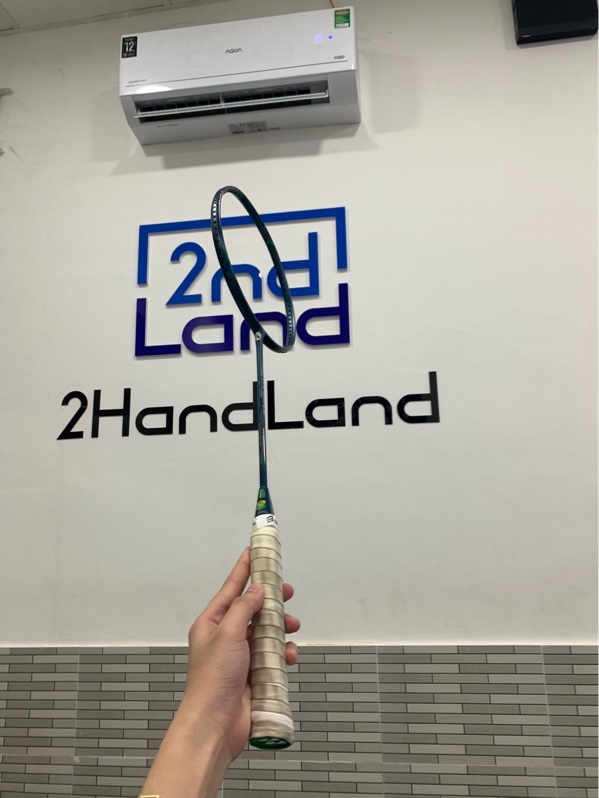 Vợt cầu lông Nanoflare 800 Play - Màu xanh đen - Ngoại hình: 98% - Trầy body - Body