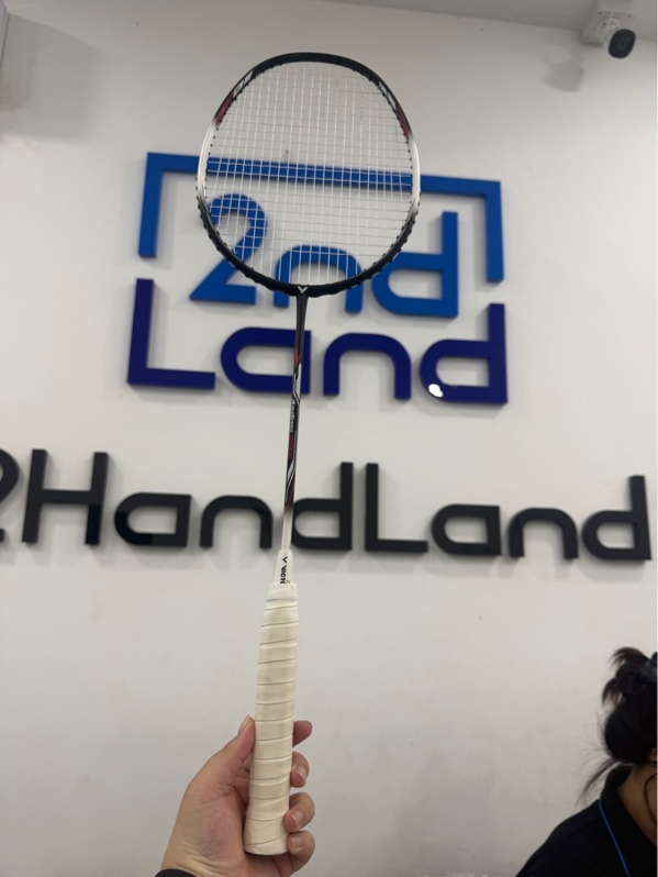 Vợt cầu lông Victor Auraspeed 9990K - Màu trắng đen - Ngoại hình 97% - Trầy xước đầu vợt, tróc sơn, gen mòn - Body