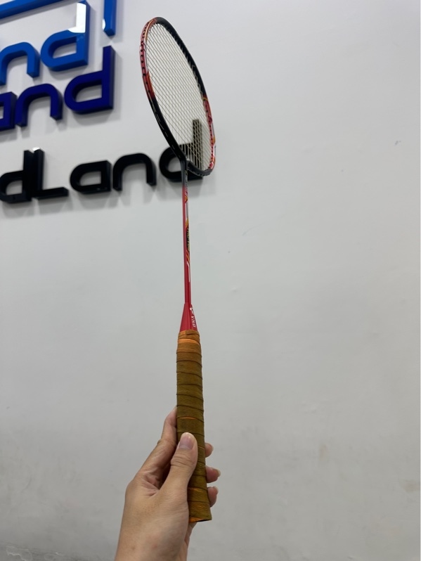 Vợt cầu lông VNB V88 - Màu cam - Ngoại hình 96% - Trầy cấn - Body