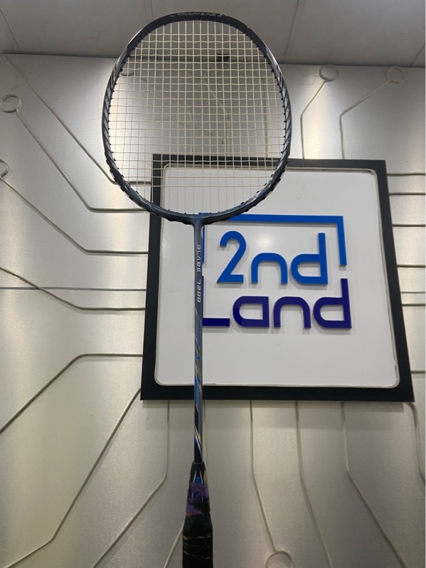 Vợt cầu lông VS Blade 7200 - Màu xám - Ngoại hình: 97% - Xước bong sơn sườn đầu - Kèm túi