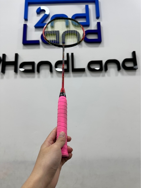 Vợt Cầu Lông VS Titan 9 - Màu đỏ - Ngoại hình 97% - Trầy, tróc sơn - Body