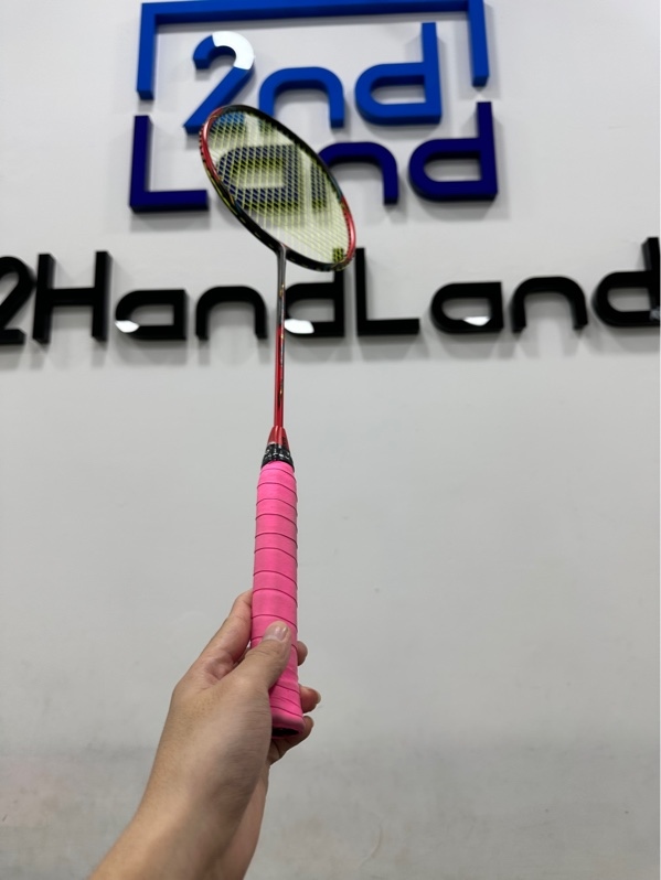 Vợt Cầu Lông VS Titan 9 - Màu đỏ - Ngoại hình 97% - Trầy, tróc sơn - Body