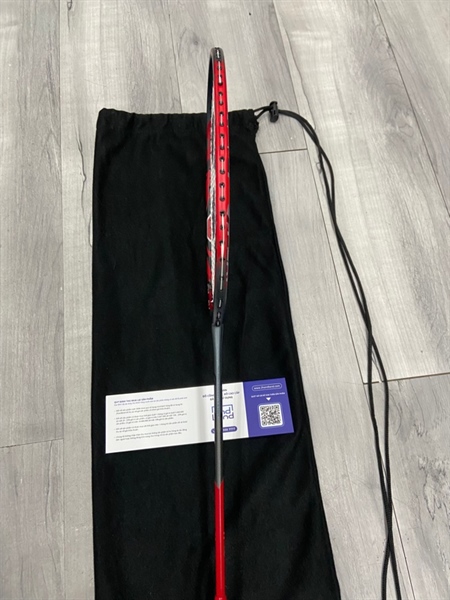 Vợt Cầu Lông Yonex Arcsaber 11 Play - Màu đỏ xám - Ngoại hình: 97% - Đã thay quấn tay, tróc sơn 1 chỗ - Kèm túi 1