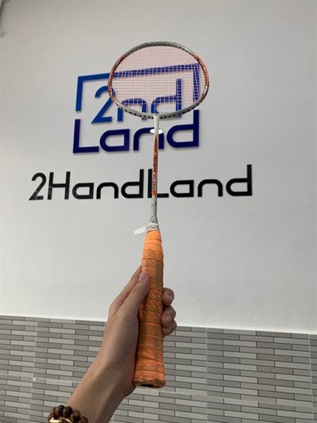 Vợt cầu lông Yonex ARCSABER D18 - Màu cam - Ngoại hình: 95% - Tróc sơn, trầy - Body