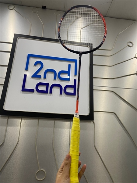 Vợt cầu lông Yonex Astrox 77 Pro - 4U 5G - Màu cam đen - Ngoại hình: 97% - Body