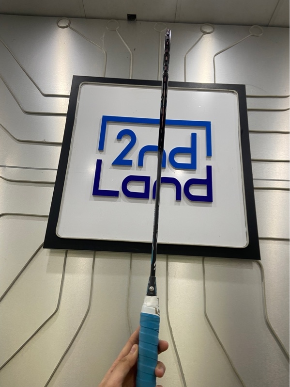 Vợt cồng lông Kumpoo K520 Pro - 4U 5G - Màu đen - Ngoại hình: 97% - Trầy đầu, cước 2 - Body