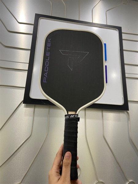 Vợt Pickleball Bantam TK0-C14.3mm - Màu trắng - Ngoại hình: 97% - trầy, tay cầm sờn - Body