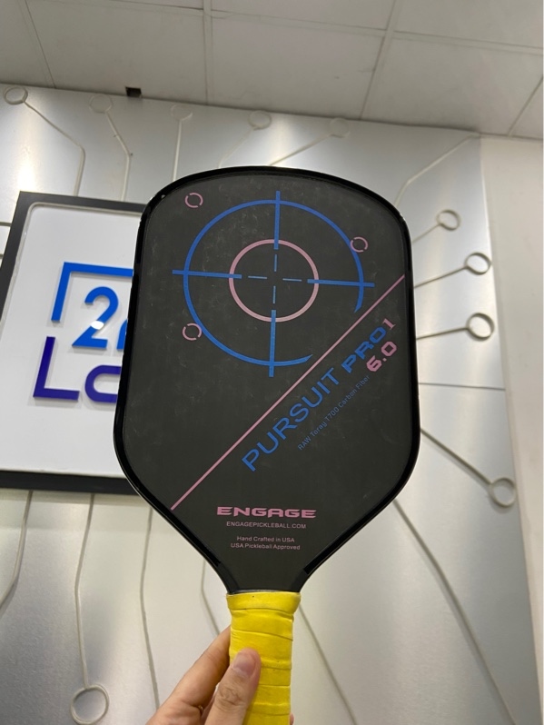 Vợt pickleball Engage Pursuit pro 1 6.0 - Màu đen - Ngoại hình: 97% - Kèm túi vải
