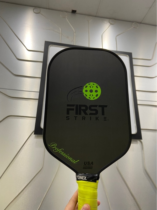 Vợt Pickleball First Strike Professional - Màu đen - Ngoại hình: 97% - Xước sườn đầu - Body