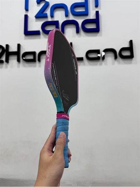 Vợt Pickleball Joola Ben Johns Perseus 3S 16mm - Màu hồng xanh - Ngoại hình 97% - HÀNG CHẾ TÁC - Dán viền bảo vệ, cấn cán vợt, trầy xước - Kèm túi đựng (Sản Phẩm Không Bảo Hành)