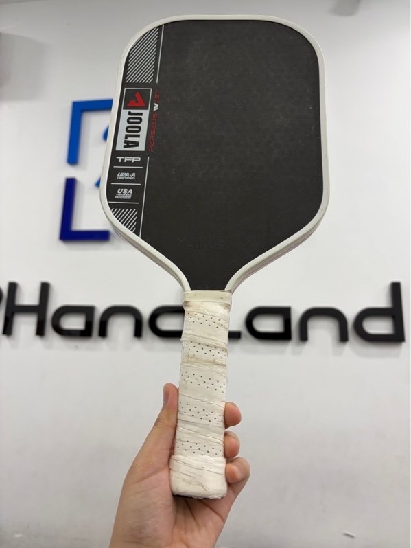 Vợt pickleball Joola Ben Johns Perseus IV - 16mm - Màu đen - Ngoại hình 96% - Trầy nhiều, viền vợt trầy, ố vàng - Body