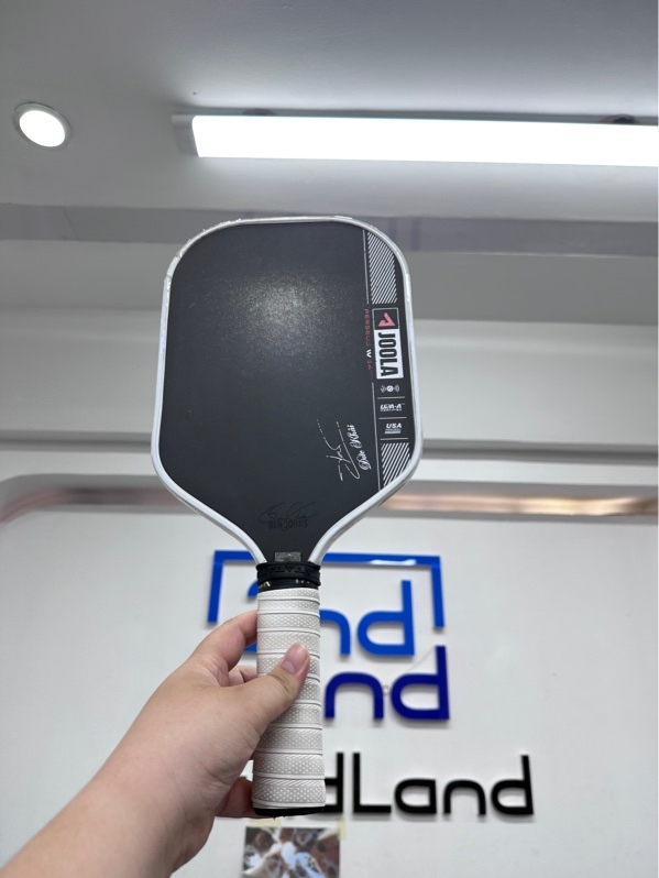 Vợt pickleball JOOLA Ben Johns Perseus Pro IV 14mm - Màu đen trắng - Ngoại hình 97% - Kèm túi