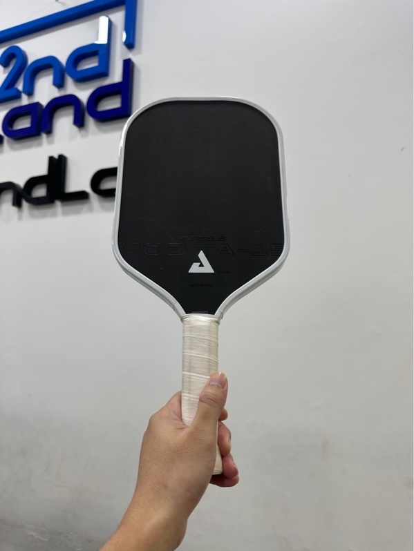 Vợt Pickleball Joola Perseus 16mm Mod TA-15 Pro Player Edition - Có NFC - Màu trắng đen - Ngoại hình 97% - Chưa gỡ ppf quanh viền - Body