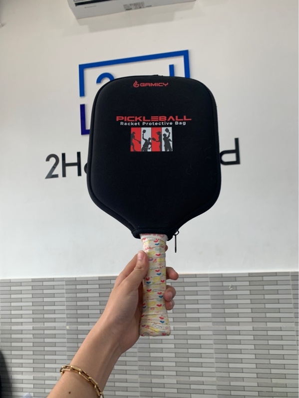 Vợt pickleball Kamito tiamo - Màu hồng - Ngoại hình: 98% - Body