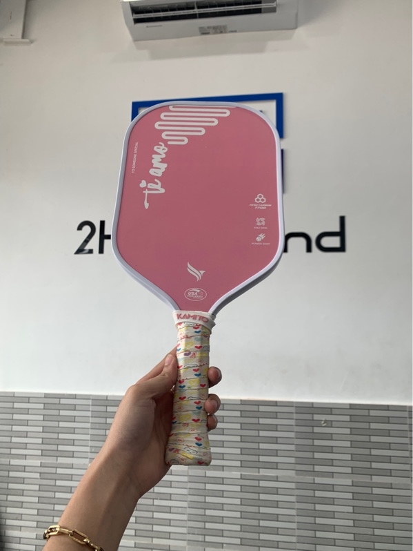 Vợt pickleball Kamito tiamo - Màu hồng - Ngoại hình: 98% - Body