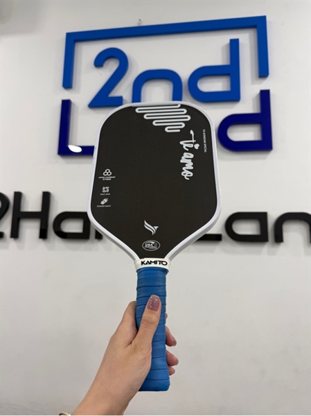 Vợt Pickleball Kamito Tiamo - Màu trắng đen - Ngoại hình 97% - Kèm túi