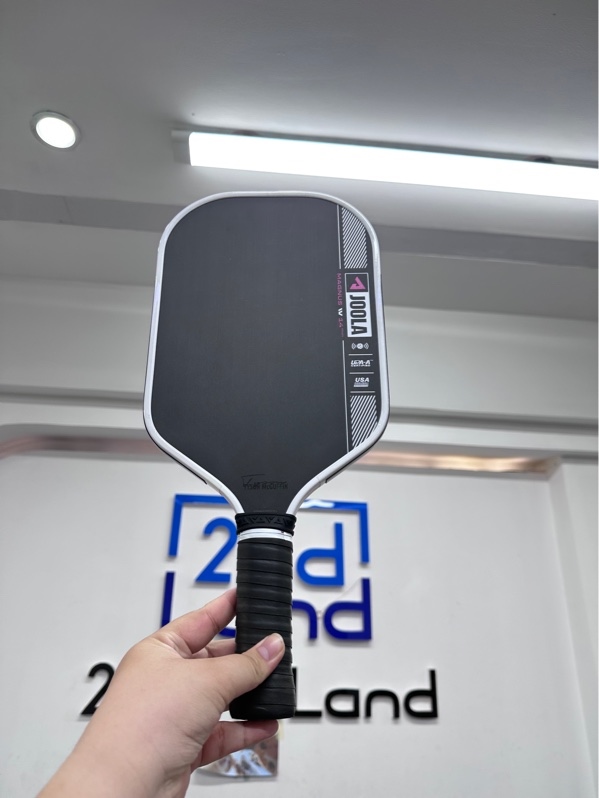 Vợt pickleball Magnus Pro IV 14mm - Màu trắng đen - Ngoại hình 97,5% - Body
