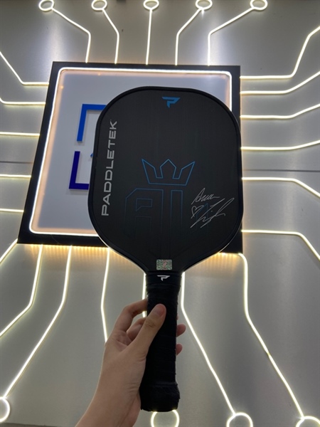 Vợt Pickleball Paddletek Bantam ALW-C 14.3mm - Màu đen xanh dương - Ngoại hình: 97% - Trầy viền bảo vệ - Body