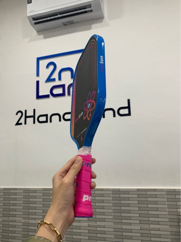 Vợt Pickleball Proton Series Three - Bản giới hạn "Phoenix Flames Vietnam Tour 298/300 - Màu xanh đen - Ngoại hình: 97% - Trầy đầu vợt - Kèm túi