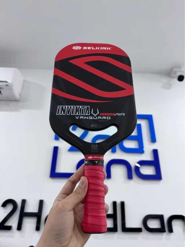 Vợt pickleball Selkirk Invikta Vanguaro Power Air Midweight - Màu đen đỏ - Ngoại hình 98% - Mặt vợt trầy - Body