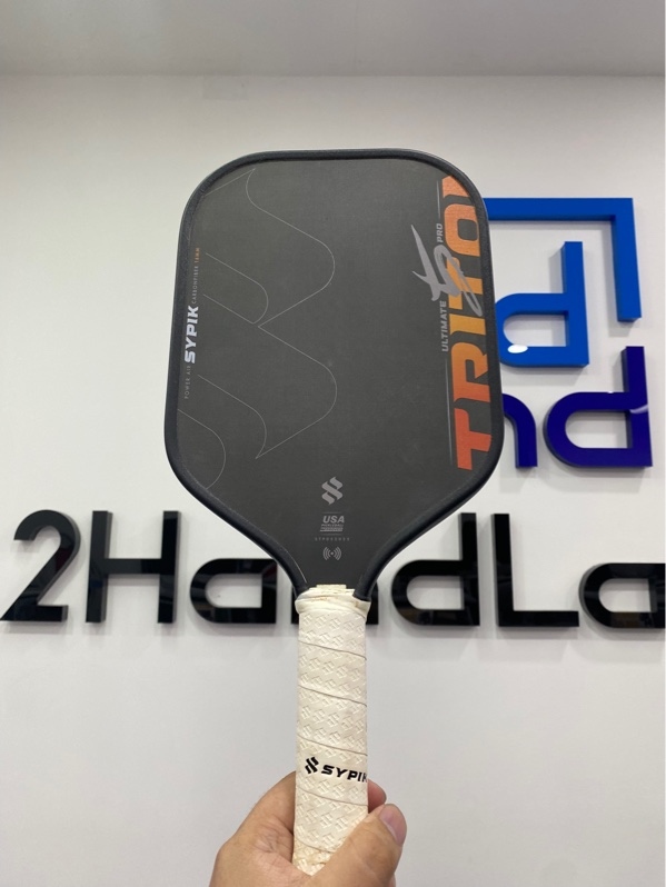 Vợt Pickleball Sypik Triton 5 Pro Ultimate - Màu cam đen - Ngoại hình: 97% - Trầy xước, mặt vợt dơ, mềm viền - Body