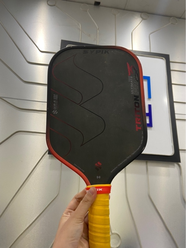 Vợt Pickleball Triton Pro 3 Ultimate - Màu đen - Ngoại hình: 97% - Viền tróc sơn, nhám bị phai - Body