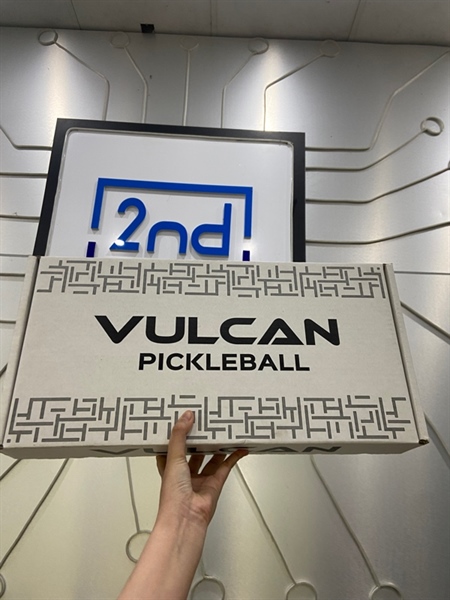 Vợt Pickleball Vulcan V940 - 16mm - Màu trắng đen - Ngoại hình: 99% - FullBox 3