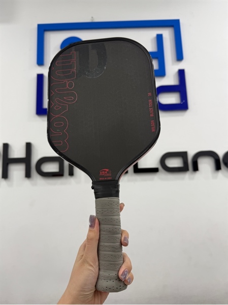 Vợt Pickleball Wilson Blaze Tour 16 - Màu đỏ đen- Ngoại hình 97% - Body 2
