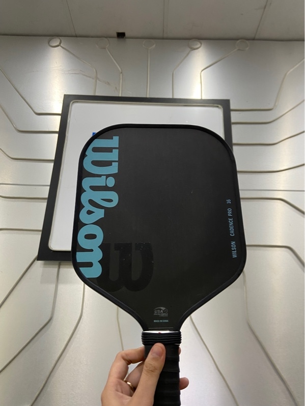 Vợt pickleball Wilson Cadence Pro 16 - Màu đen - Ngoại hình: 97% - Trầy xước, vài vết trầy khá sâu - Body