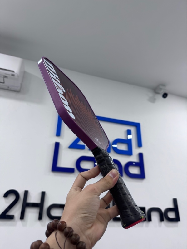 Vợt Pickleball Wilson Fierce Team Paddle Purple WR1610011U2 - Màu tím - Ngoại hình 97% - Trầy xước, tróc sơn nhẹ mặt vợt - Body