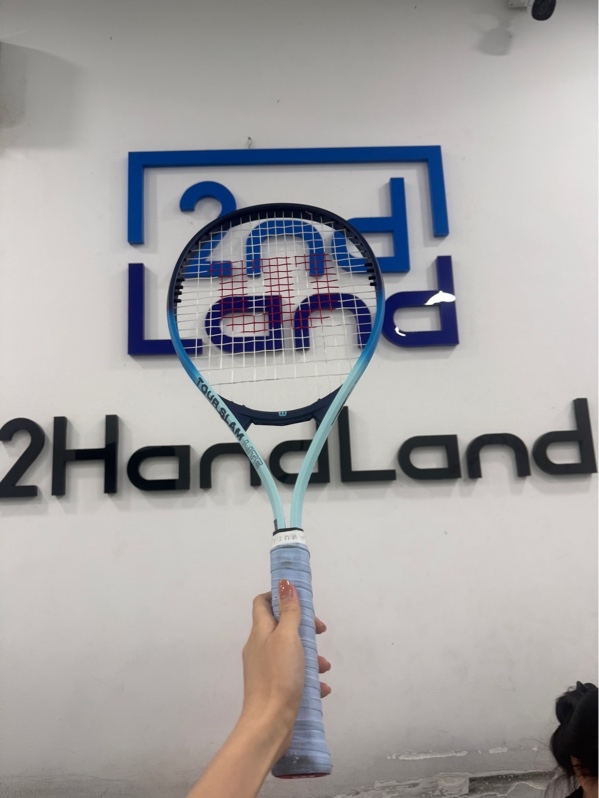 Vợt tennis Wilson Tour Slam Lite - Màu xanh - Ngoại hình 97% - trầy nhẹ , tay cầm ố - Body