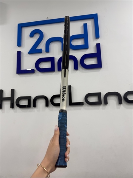 Vợt tennis Wilson Triad 3.0 - Màu bạc - Ngoại hình 97% - Vợt tróc sơn , tróc quấn cấn - Body