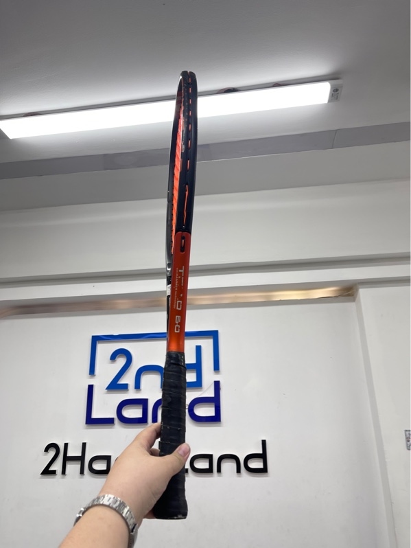 Vợt tennis Wilson Triad 6.0 - 260g - Màu đen cam - Ngoại hình 97% - Trầy khung - Body