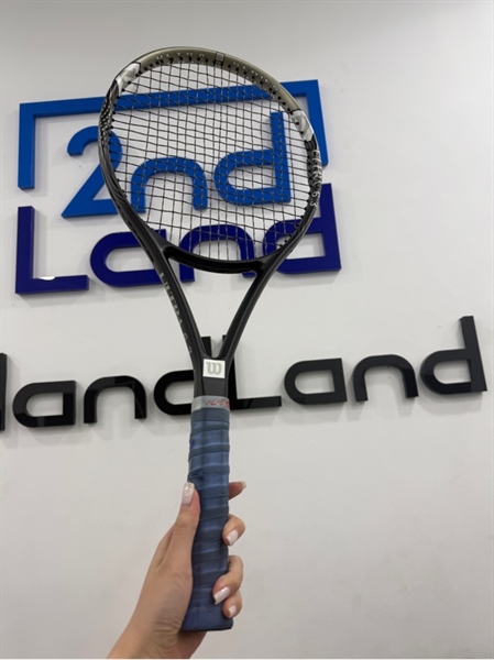 Vợt tennis Wilson Ultra 6.3 with Hammer Technology - Màu đen - Ngoại hình 98% - Quấn cán dơ - Body 2