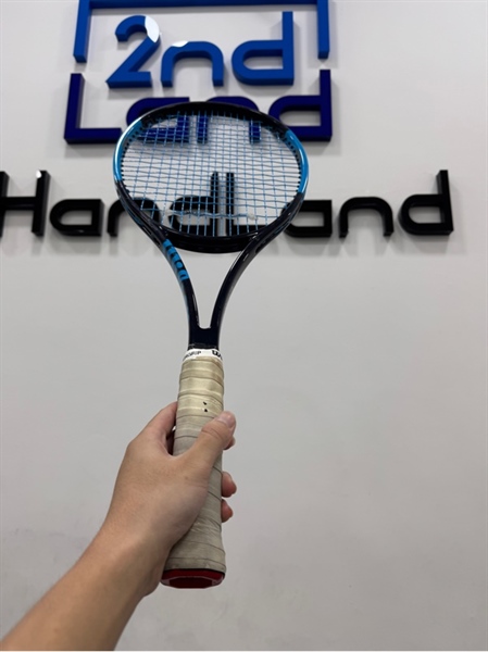 Vợt Tennis Wilson Ultra Tour V2.0 - Màu xanh đen - Ngoại hình 96% - Trầy cấn - Body