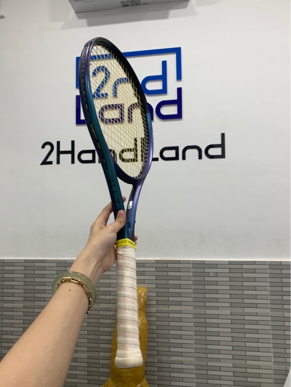 Vợt tennis Wilson ultra V4 - Màu xanh - Ngoại hình: 97% - Trầy body - Body