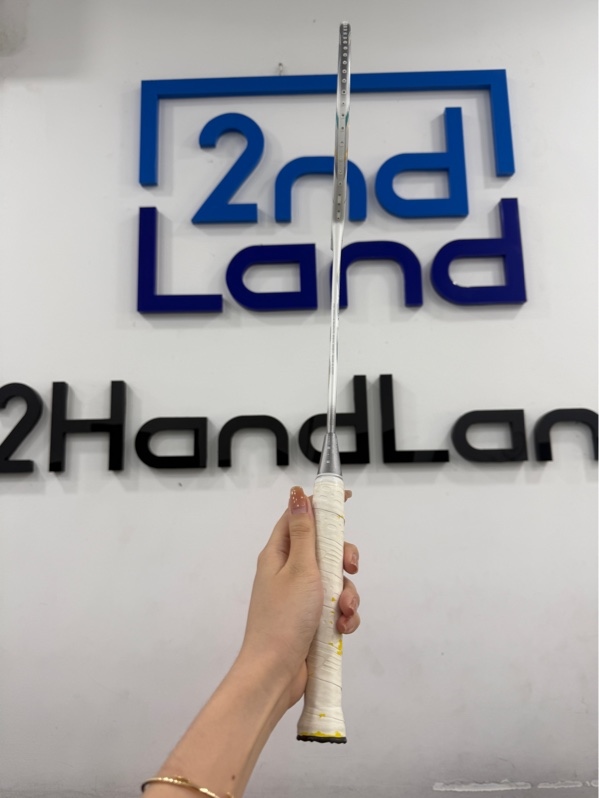 Vợt VS Titan 7 - Màu trắng - Ngoại hình 97% - không cước, trầy - Body