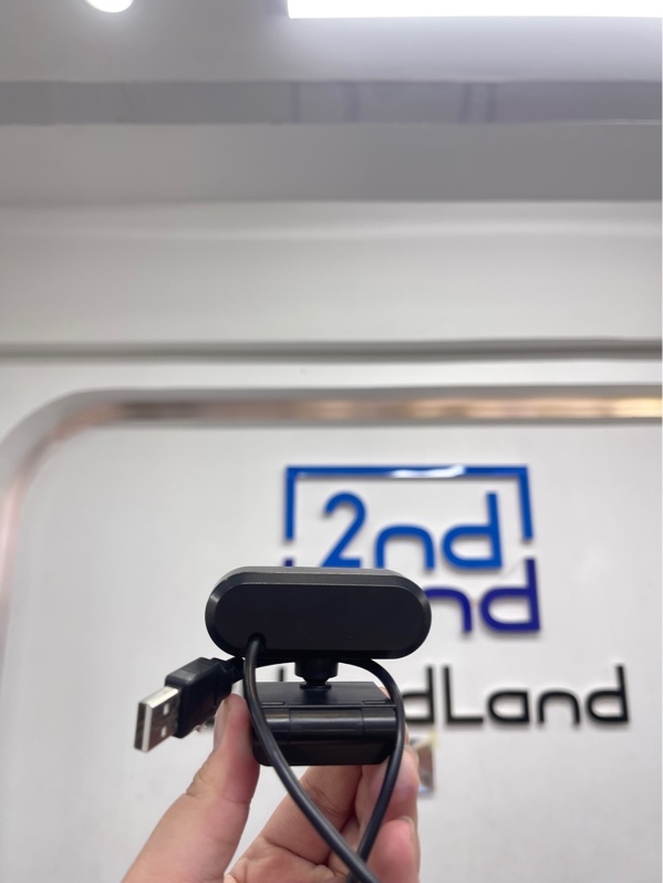 Webcam HD 1080P - Màu đen - Ngoại hình 97% - Tối góc sáng vàng ở giữa - Kèm box